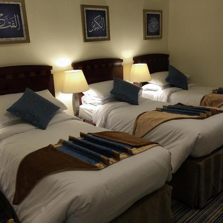 Al Eiman Al Qibla Hotel Medina Habitación foto
